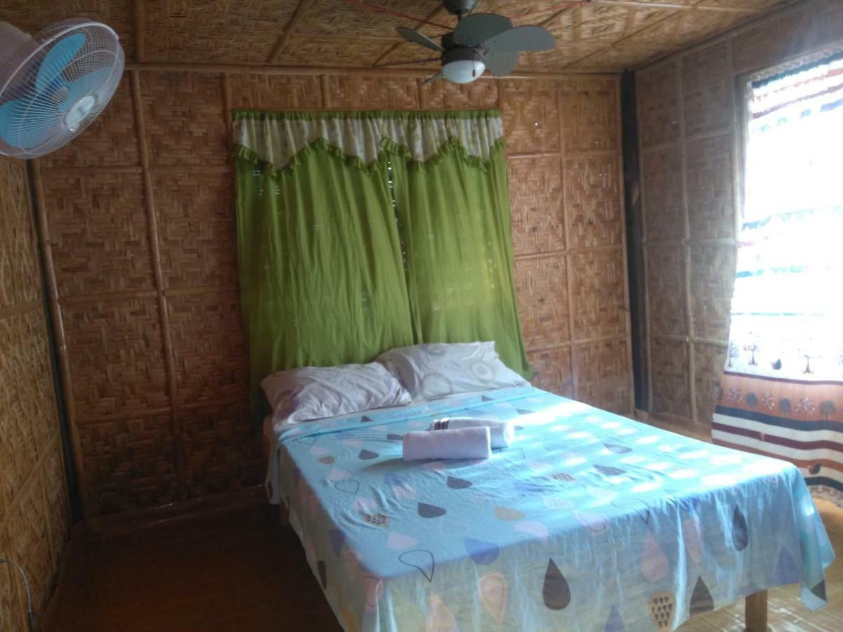 Overview Hostel Loon Екстер'єр фото